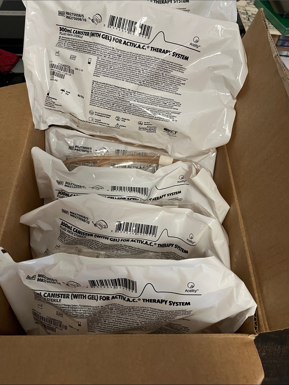 KCI 300mL Canister (with Gel) M8275058 Exp 11/2026. Lot of 7
